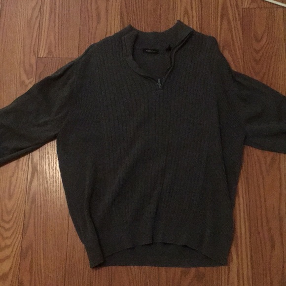 Van Heusen sweater - Picture 1 of 3